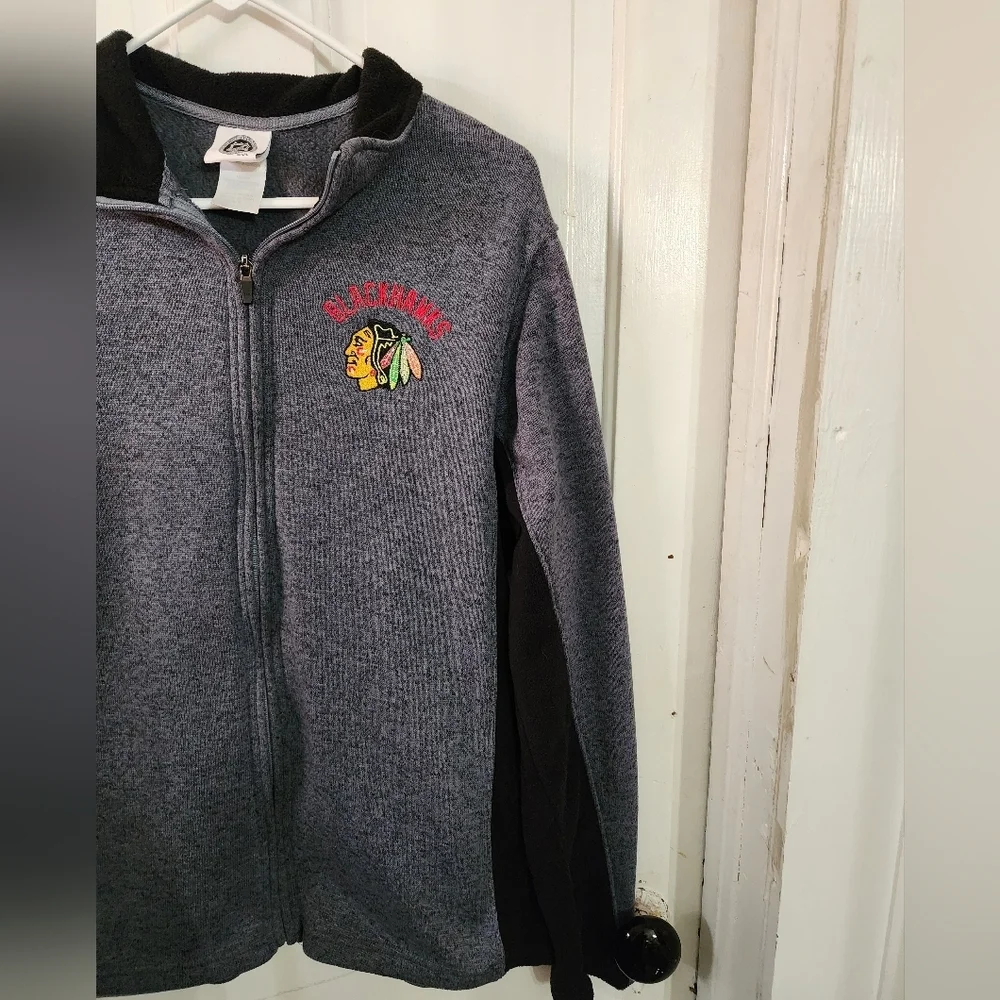 🤴👕 NHL Blackhawks Zip-Up Jacket in size Men's Medium